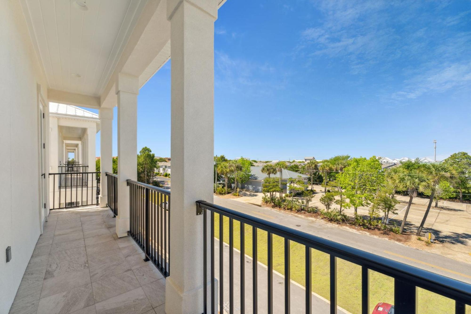 Endless Summer Estate With Golf Cart And Game Room Destin Exterior photo