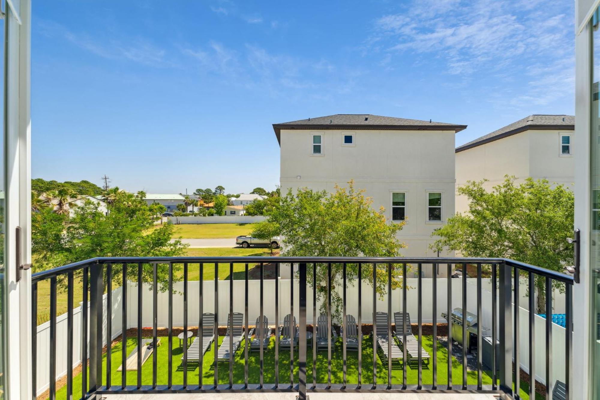 Endless Summer Estate With Golf Cart And Game Room Destin Exterior photo